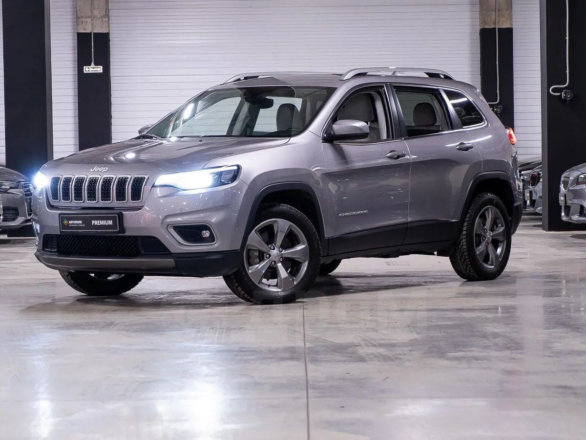 Jeep Cherokee Image 1