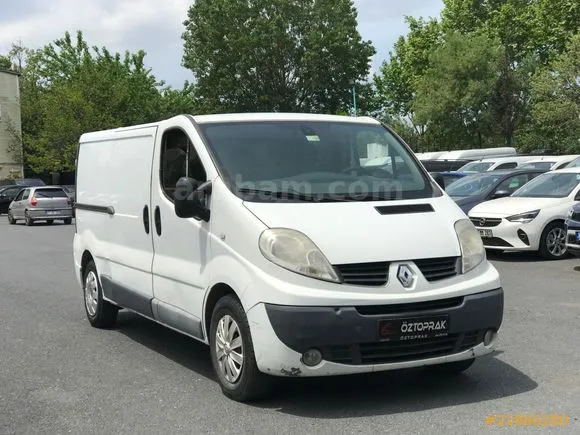 Renault Trafic 2.0 DCI Grand Confort Image 1